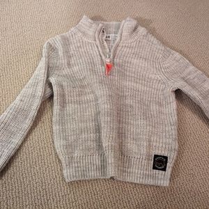 H&m sweaters size 2t